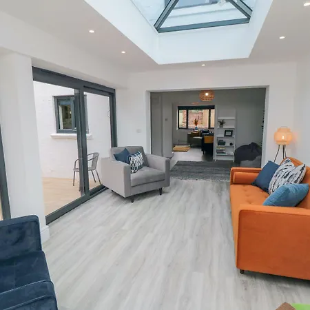 Riverside House * Scarborough