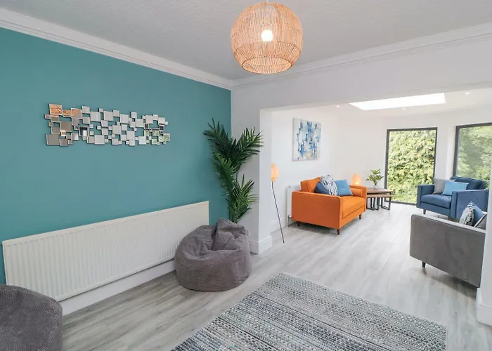 בית נופש Riverside House *