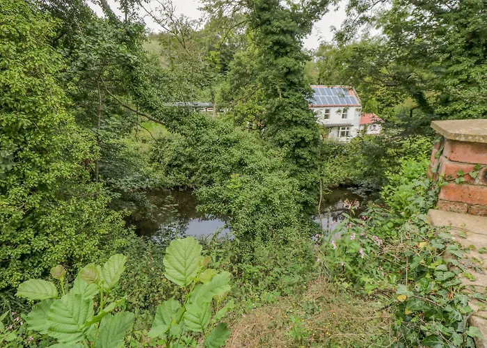 Riverside House בית נופש